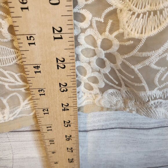 Van Heusen large beige embroidered lace sleeveless cottagecore blouse - Picture 6 of 7